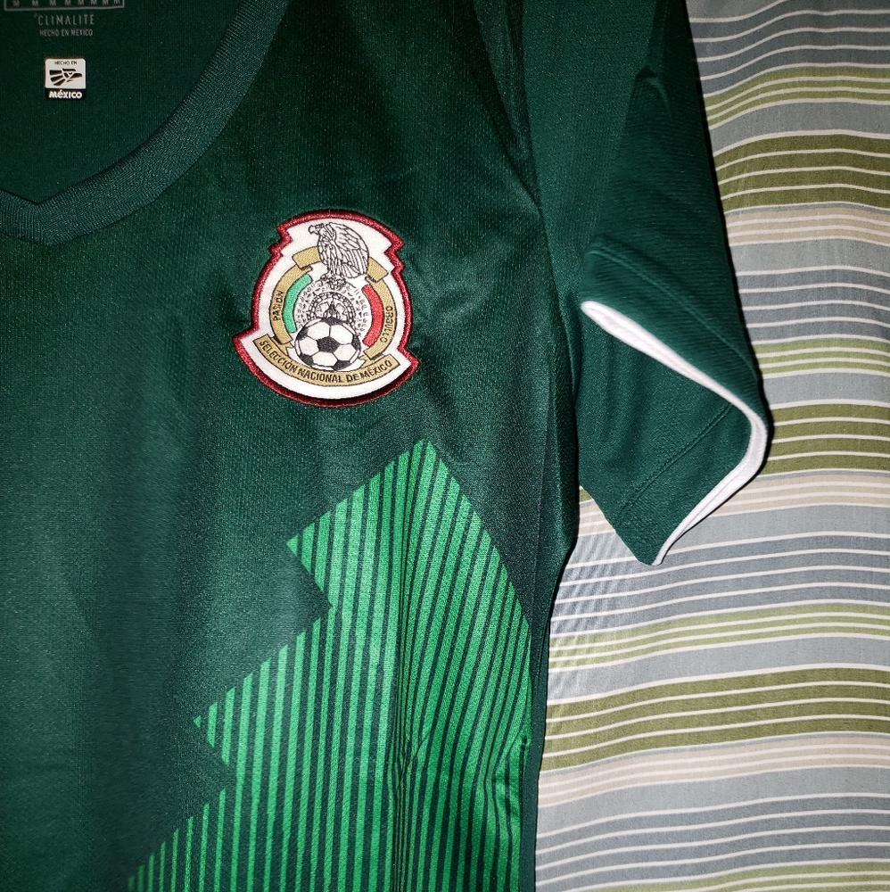 Mexico Women's Green Soccer Jersey size M